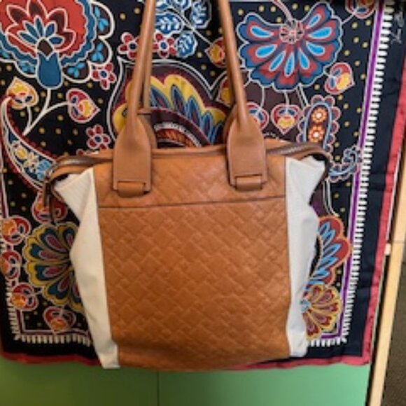 Tumi Leather Tote - Picture 6 of 8